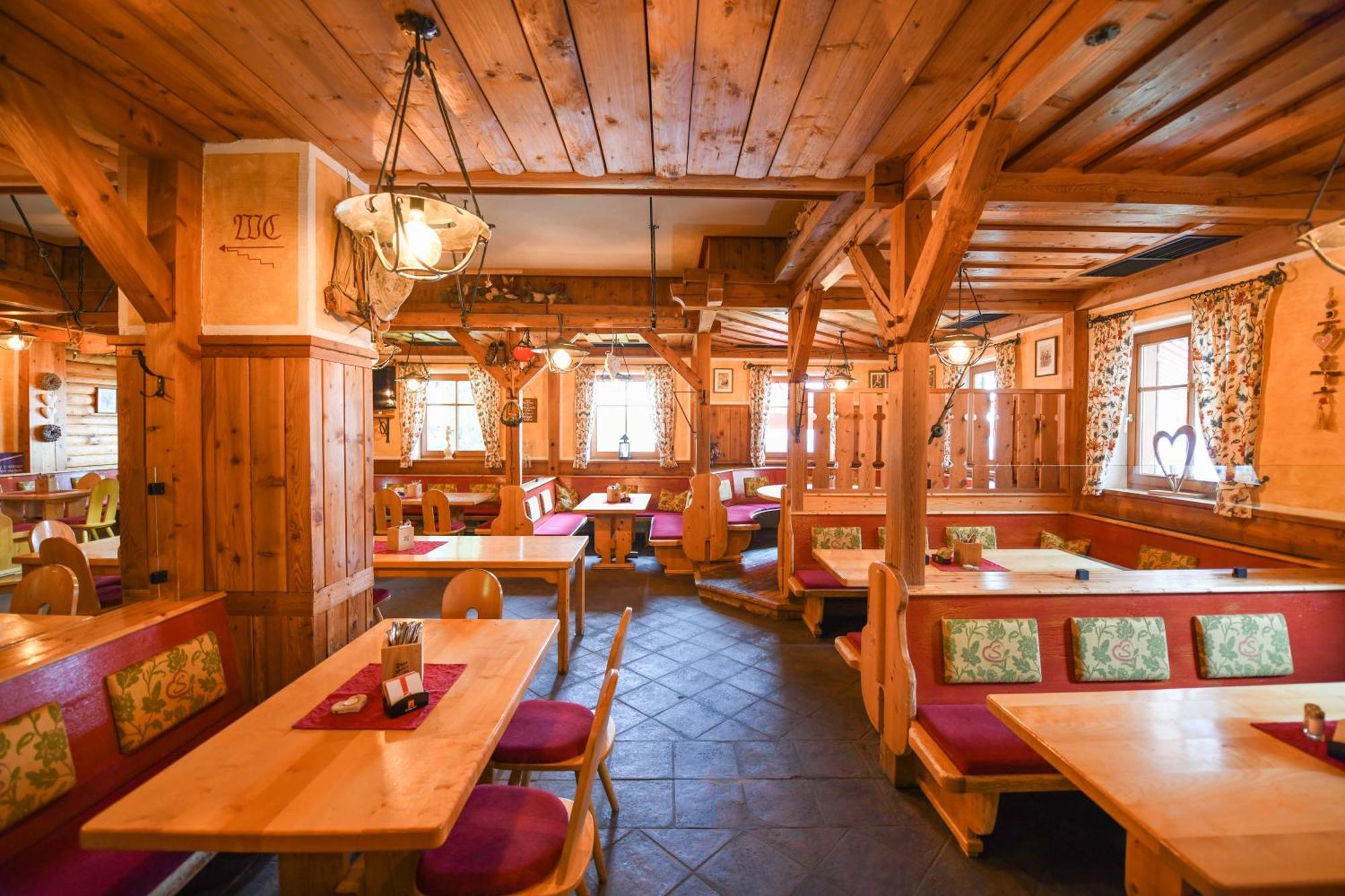 Sauschneideralm Hotel Faningberg Екстериор снимка